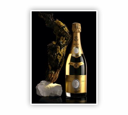 Cristal Champagne Poster Mockup